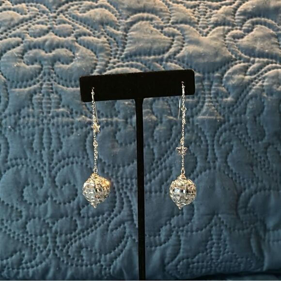 NEW Iron Orchid Studio
Stars & Disco Ball Silver Tone Earrings - Picture 3 of 9